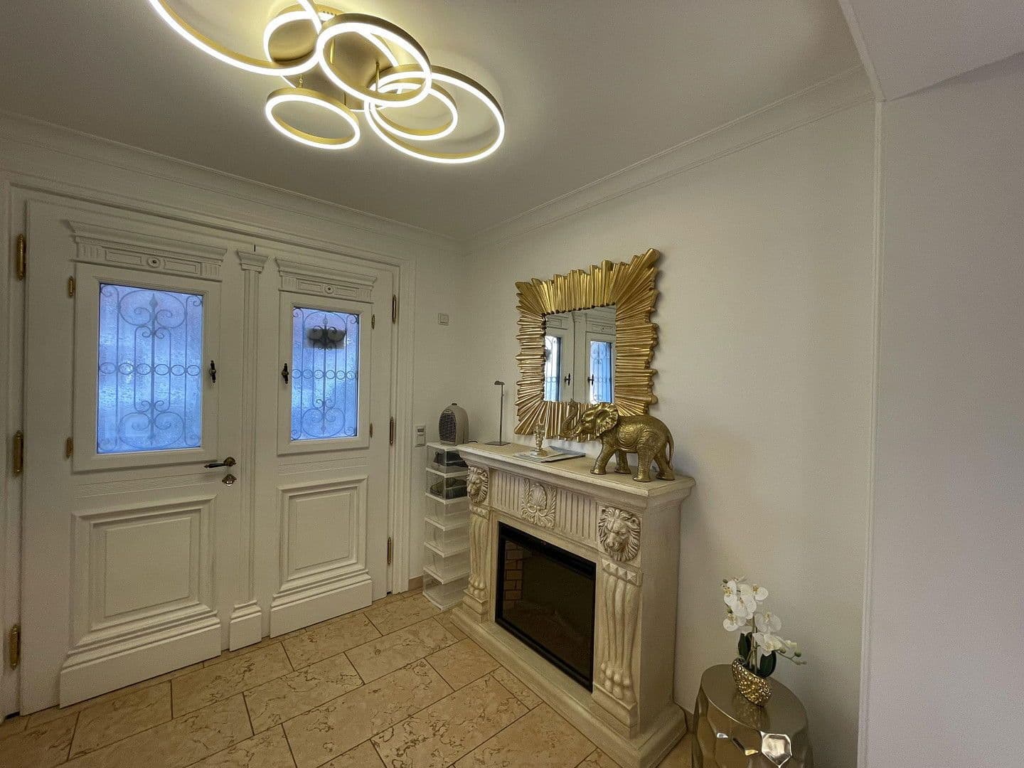 Prodej domu 317 m², pozemek 708 m², Flieden, Hessen Prodej domu 317 m², pozemek 708 m², Flieden, Hessen