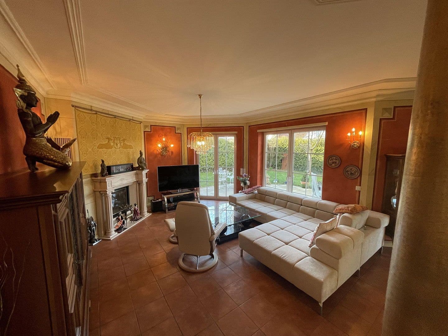 Prodej domu 317 m², pozemek 708 m², Flieden, Hessen Prodej domu 317 m², pozemek 708 m², Flieden, Hessen