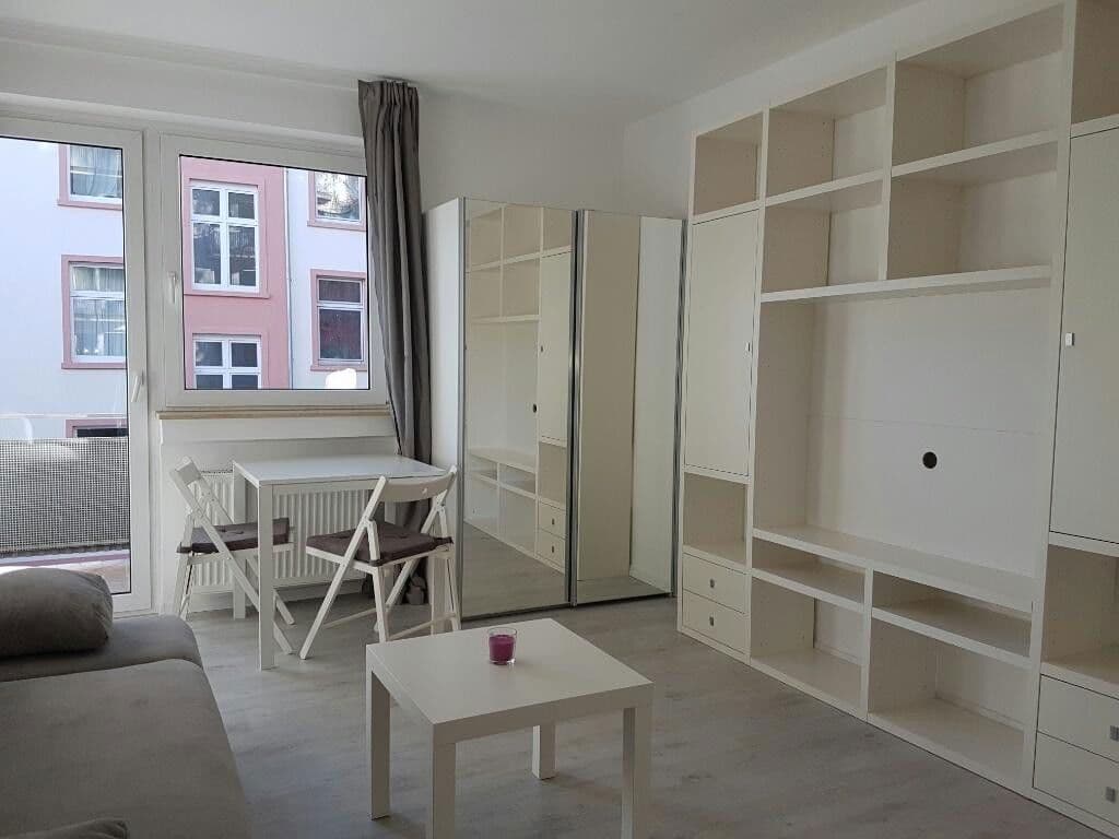 Pronájem bytu 1+kk 28 m², Neuhofstraße 16, Frankfurt am Main, Hessen Pronájem bytu 1+kk 28 m², Neuhofstraße 16, Frankfurt am Main, Hessen