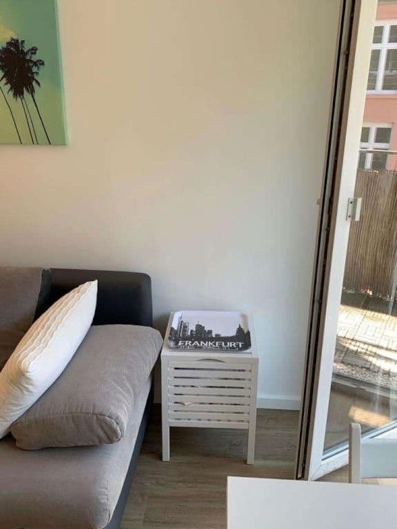 Pronájem bytu 1+kk 28 m², Neuhofstraße 16, Frankfurt am Main, Hessen Pronájem bytu 1+kk 28 m², Neuhofstraße 16, Frankfurt am Main, Hessen