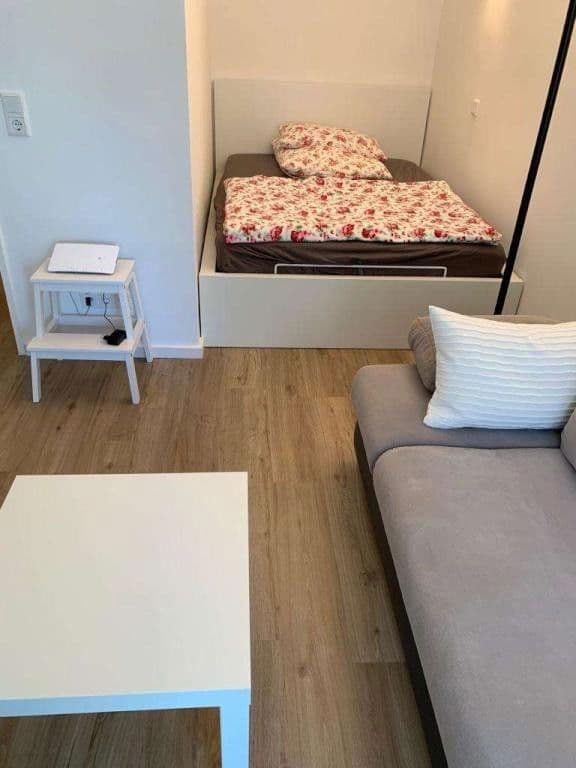 Pronájem bytu 1+kk 28 m², Neuhofstraße 16, Frankfurt am Main, Hessen Pronájem bytu 1+kk 28 m², Neuhofstraße 16, Frankfurt am Main, Hessen