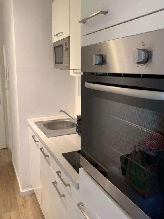 Pronájem bytu 1+kk 28 m², Neuhofstraße 16, Frankfurt am Main, Hessen Pronájem bytu 1+kk 28 m², Neuhofstraße 16, Frankfurt am Main, Hessen