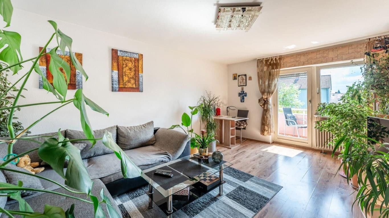 Pronájem bytu 4+1 85 m², Alemannenstr. 39, Villingen-Schwenningen, Bádensko-Württembersko Pronájem bytu 4+1 85 m², Alemannenstr. 39, Villingen-Schwenningen, Bádensko-Württembersko