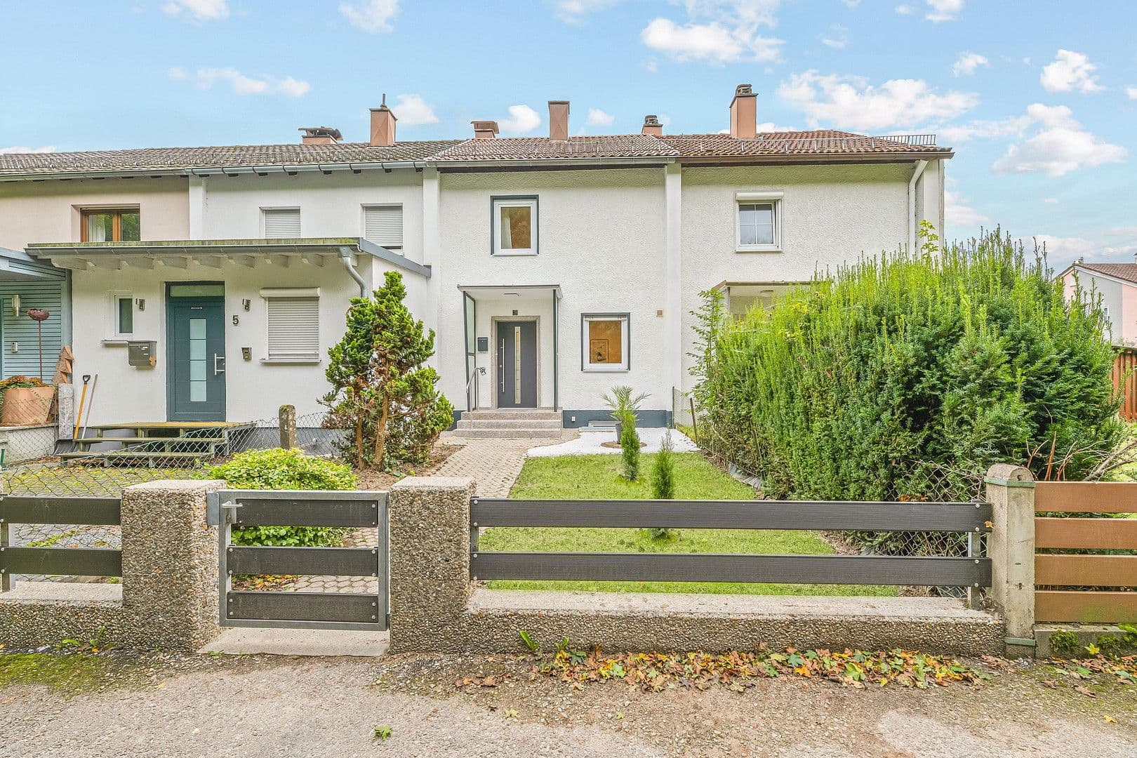 Prodej domu 107 m², pozemek 416 m², Illertissen, Bavorsko Prodej domu 107 m², pozemek 416 m², Illertissen, Bavorsko