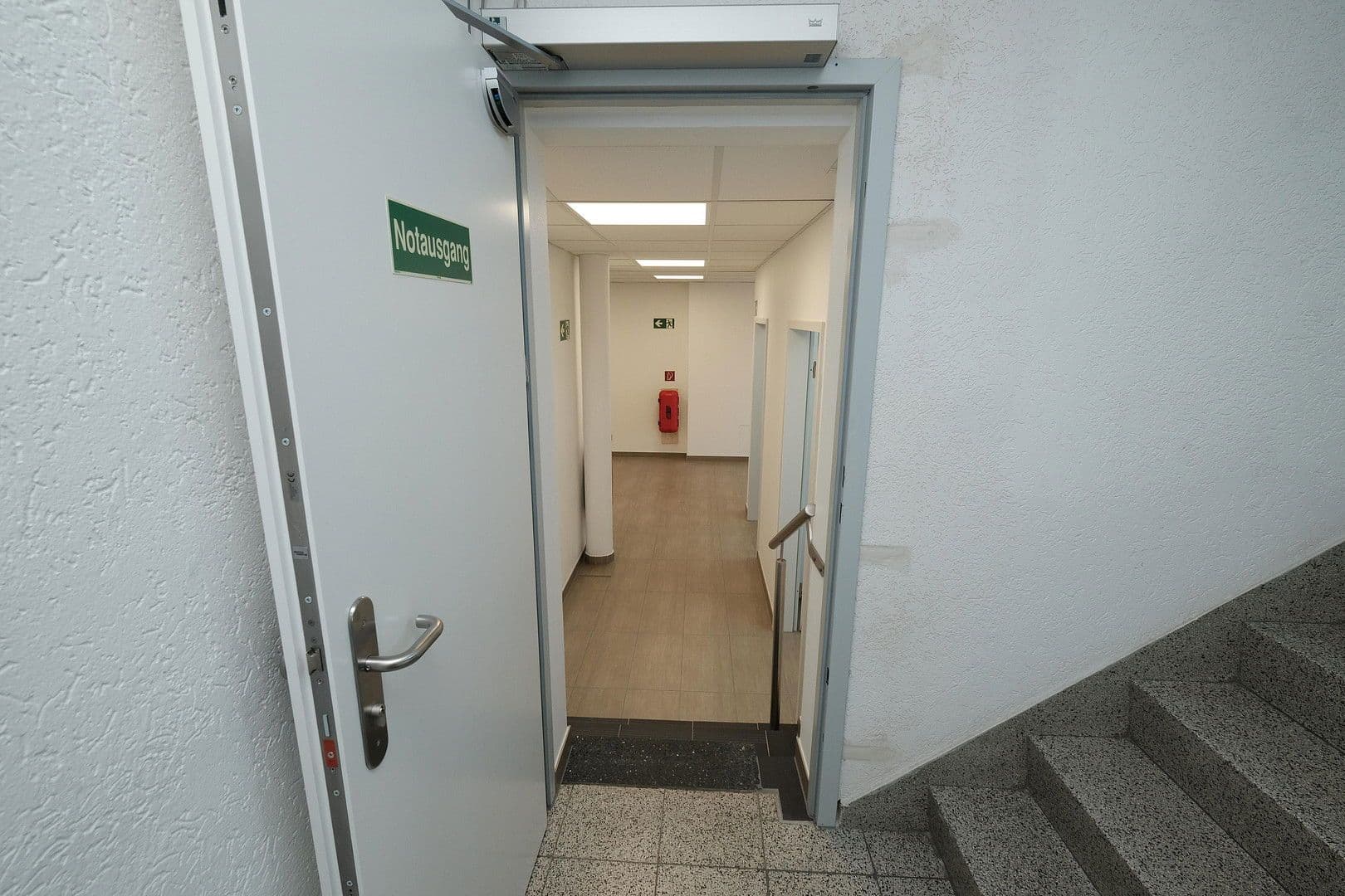 Pronájem kanceláře 112 m², Dortmund, Severní Porýní-Vestfálsko Pronájem kanceláře 112 m², Dortmund, Severní Porýní-Vestfálsko