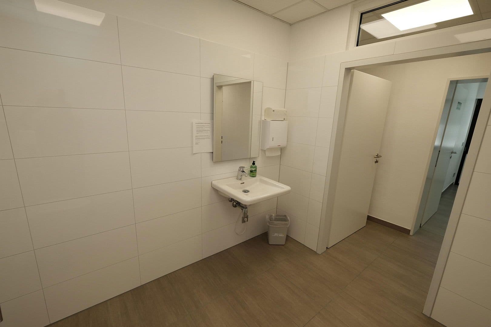 Pronájem kanceláře 112 m², Dortmund, Severní Porýní-Vestfálsko Pronájem kanceláře 112 m², Dortmund, Severní Porýní-Vestfálsko