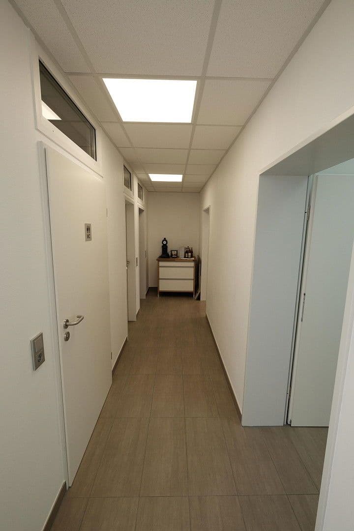 Pronájem kanceláře 112 m², Dortmund, Severní Porýní-Vestfálsko Pronájem kanceláře 112 m², Dortmund, Severní Porýní-Vestfálsko