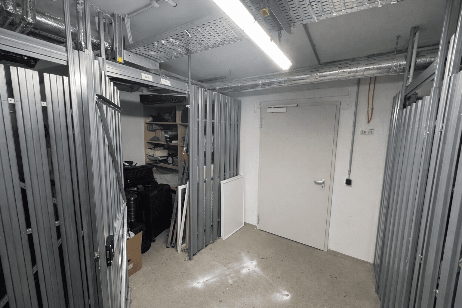 Prodej bytu 4+1 154 m², Flottwellstraße 40, Berlin, Berlín Prodej bytu 4+1 154 m², Flottwellstraße 40, Berlin, Berlín