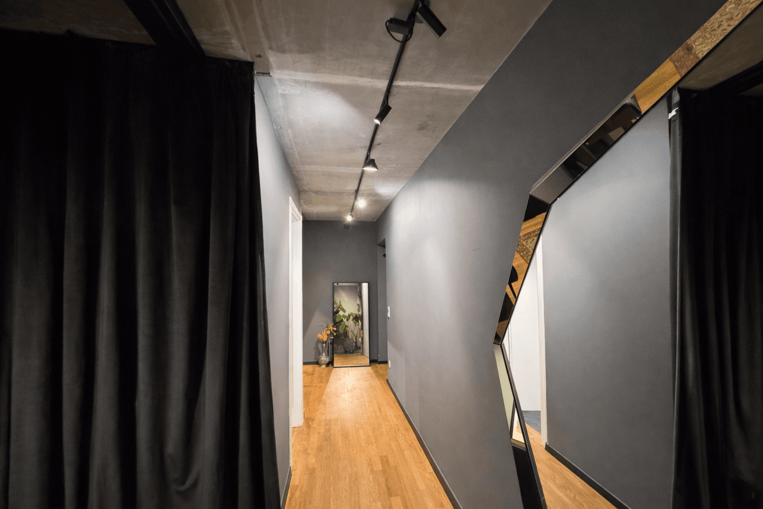 Prodej bytu 4+1 154 m², Flottwellstraße 40, Berlin, Berlín Prodej bytu 4+1 154 m², Flottwellstraße 40, Berlin, Berlín