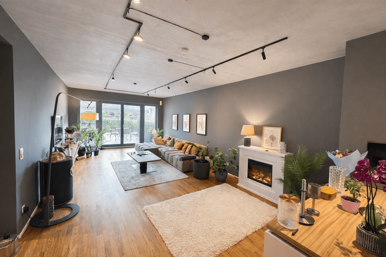 Prodej bytu 4+1 154 m², Flottwellstraße 40, Berlin, Berlín Prodej bytu 4+1 154 m², Flottwellstraße 40, Berlin, Berlín