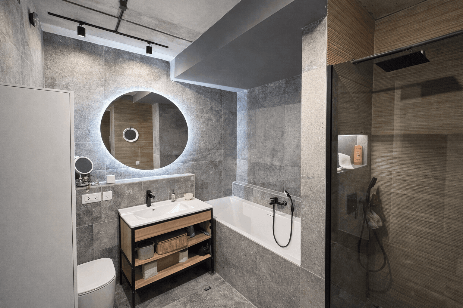 Prodej bytu 4+1 154 m², Flottwellstraße 40, Berlin, Berlín Prodej bytu 4+1 154 m², Flottwellstraße 40, Berlin, Berlín