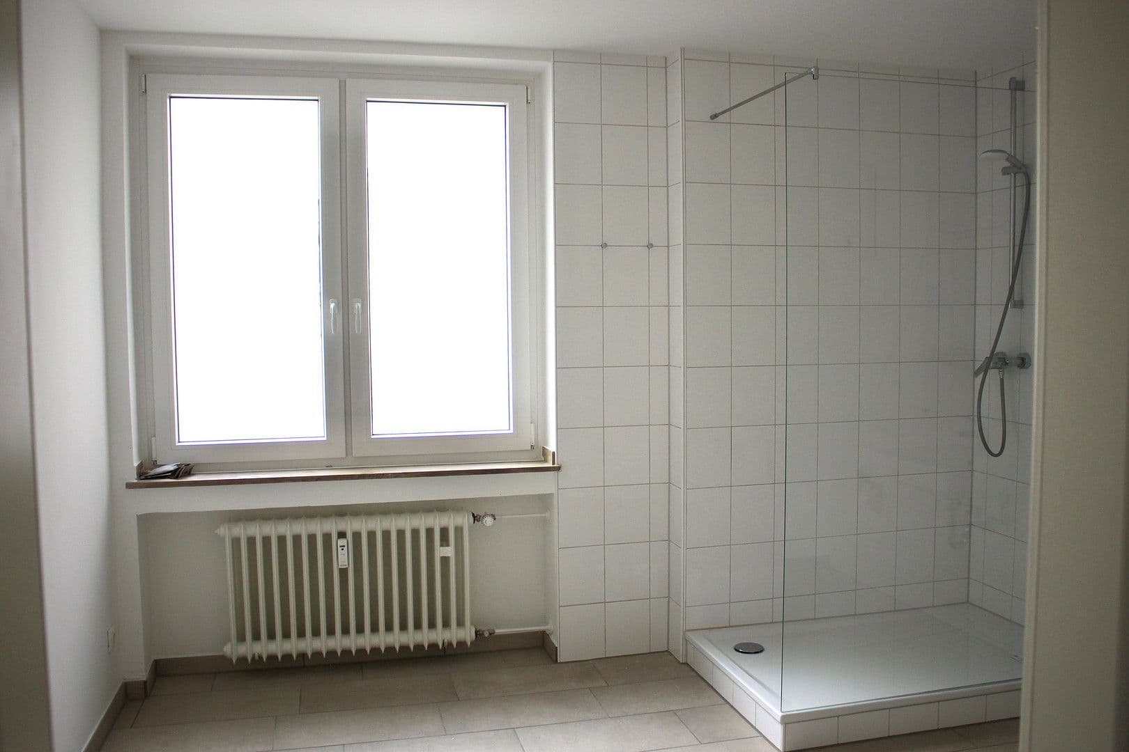 Pronájem bytu 5+1 164 m², Am Buchenbaum 21, Duisburg, Severní Porýní-Vestfálsko Pronájem bytu 5+1 164 m², Am Buchenbaum 21, Duisburg, Severní Porýní-Vestfálsko