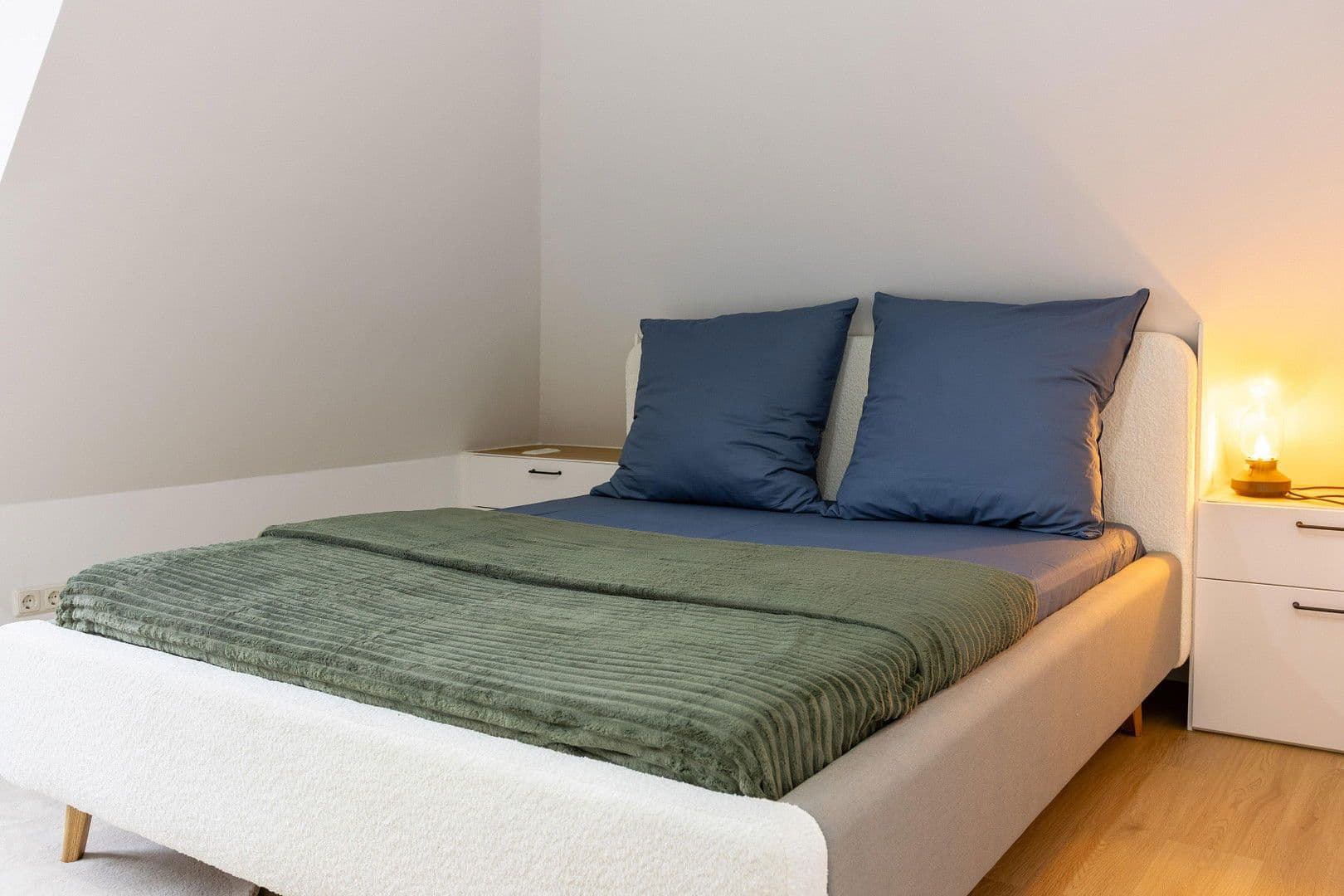 Pronájem bytu 2+1 55 m², Einödshofer Weg, Berlin, Berlín Pronájem bytu 2+1 55 m², Einödshofer Weg, Berlin, Berlín