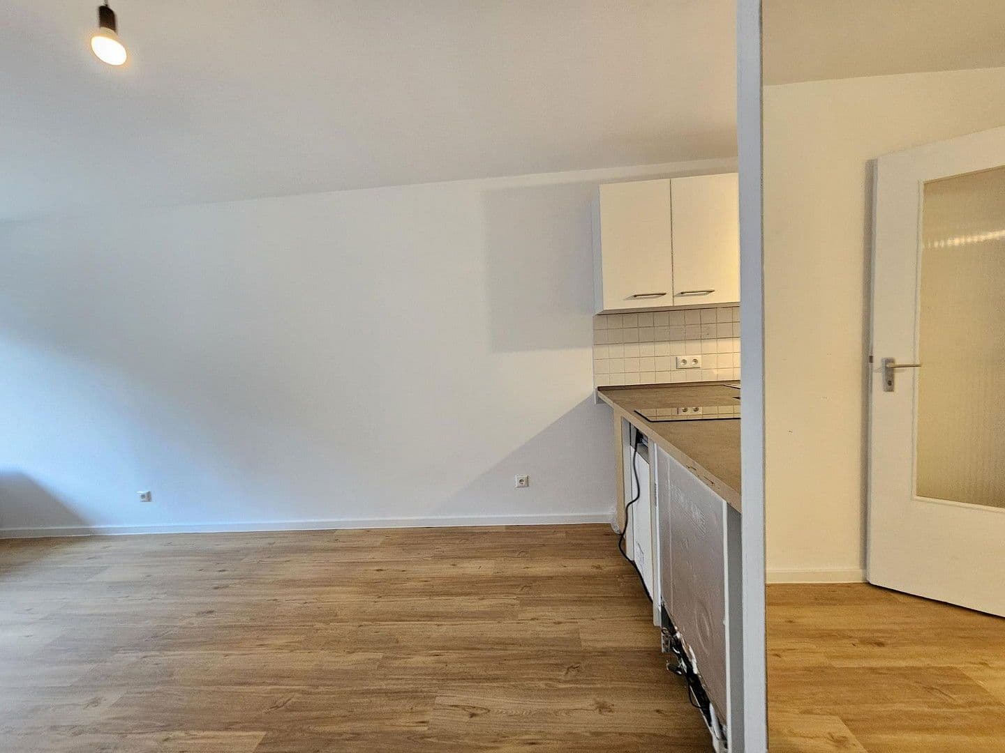 Pronájem bytu 1+1 31 m², Kidlerstraße 38, München, Bavorsko Pronájem bytu 1+1 31 m², Kidlerstraße 38, München, Bavorsko