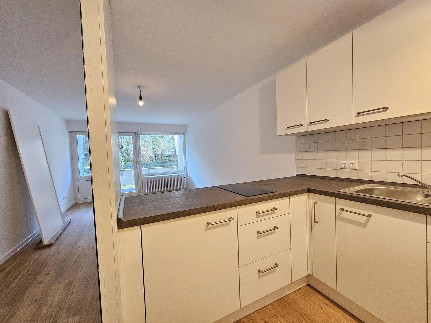 Pronájem bytu 1+1 31 m², Kidlerstraße 38, München, Bavorsko Pronájem bytu 1+1 31 m², Kidlerstraße 38, München, Bavorsko