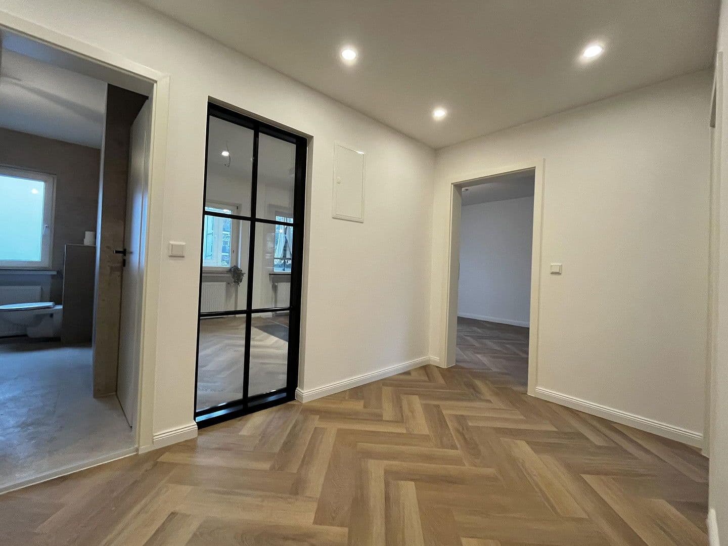 Prodej bytu 3+1 70 m², Berliner Straße 23, Bremen, Bremen Prodej bytu 3+1 70 m², Berliner Straße 23, Bremen, Bremen