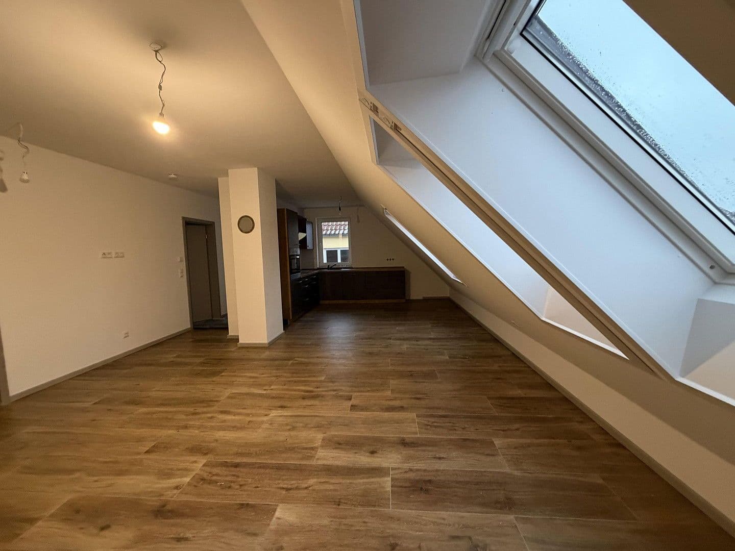 Pronájem bytu 4+1 77 m², Dummerstorf, Mecklenburg-Vorpommern Pronájem bytu 4+1 77 m², Dummerstorf, Mecklenburg-Vorpommern