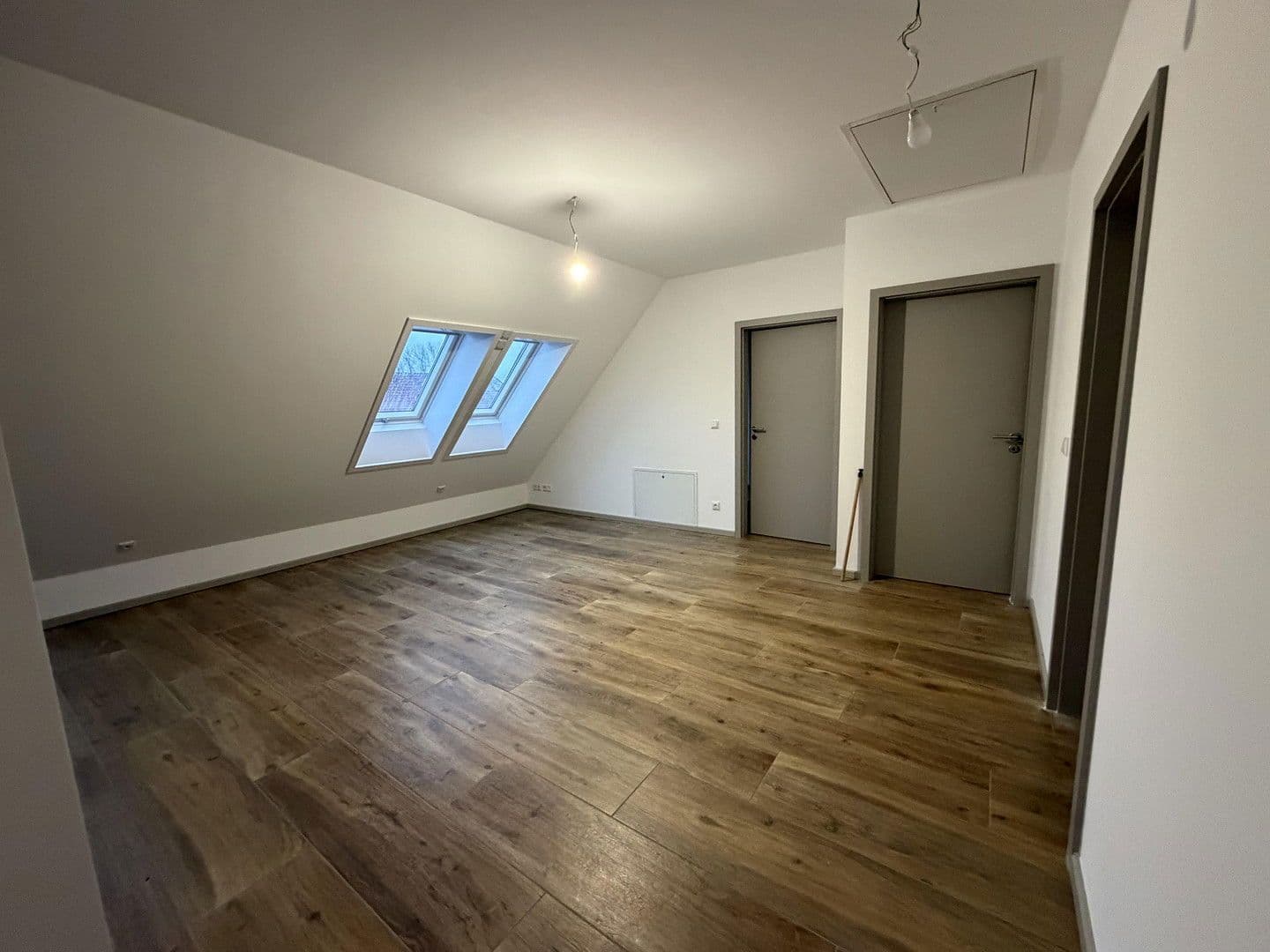 Pronájem bytu 4+1 77 m², Dummerstorf, Mecklenburg-Vorpommern Pronájem bytu 4+1 77 m², Dummerstorf, Mecklenburg-Vorpommern