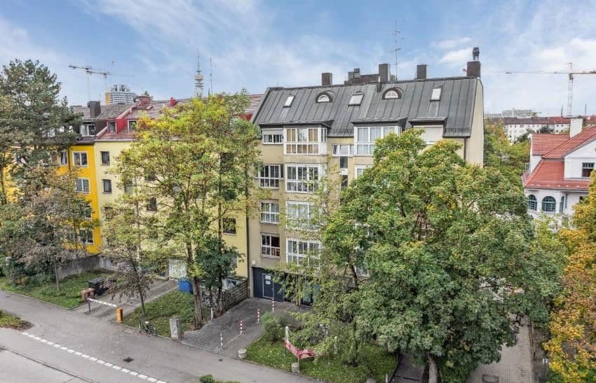 Pronájem bytu 1+1 33 m², Schleißheimer Str. 297, München, Bavorsko Pronájem bytu 1+1 33 m², Schleißheimer Str. 297, München, Bavorsko