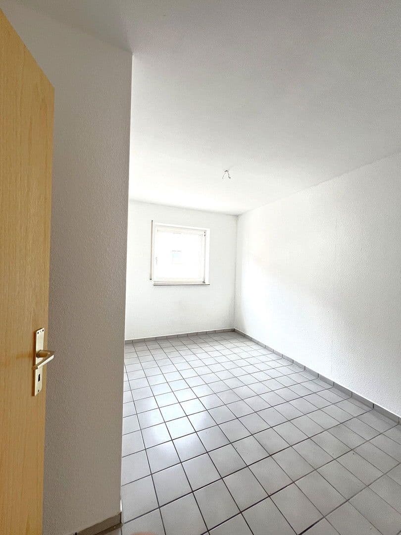 Pronájem bytu 3+1 60 m², Reuttier Straße 34/1, Neu-Ulm, Bavorsko Pronájem bytu 3+1 60 m², Reuttier Straße 34/1, Neu-Ulm, Bavorsko