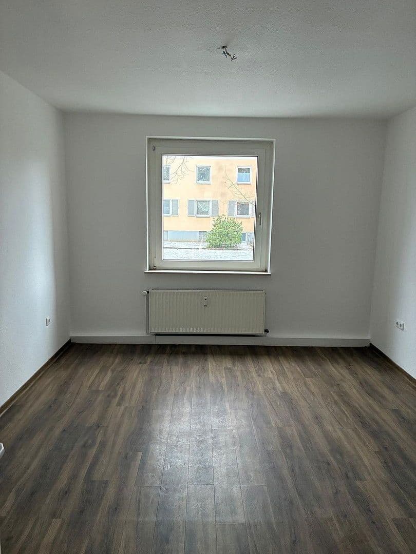 Pronájem bytu 2+1 58 m², Vonscheidtshof 5, Mülheim an der Ruhr, Severní Porýní-Vestfálsko Pronájem bytu 2+1 58 m², Vonscheidtshof 5, Mülheim an der Ruhr, Severní Porýní-Vestfálsko