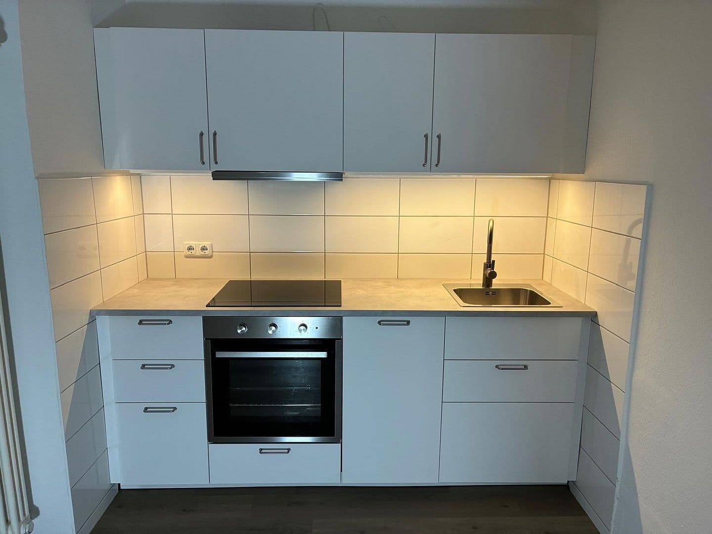 Pronájem bytu 2+1 58 m², Vonscheidtshof 5, Mülheim an der Ruhr, Severní Porýní-Vestfálsko Pronájem bytu 2+1 58 m², Vonscheidtshof 5, Mülheim an der Ruhr, Severní Porýní-Vestfálsko