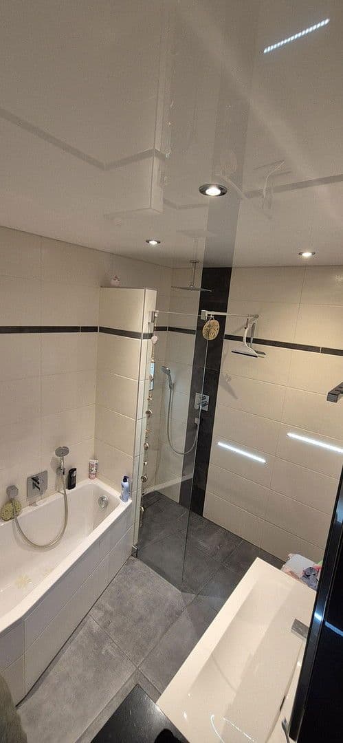 Prodej domu 153 m², pozemek 292 m², Wertheim, Bádensko-Württembersko Prodej domu 153 m², pozemek 292 m², Wertheim, Bádensko-Württembersko