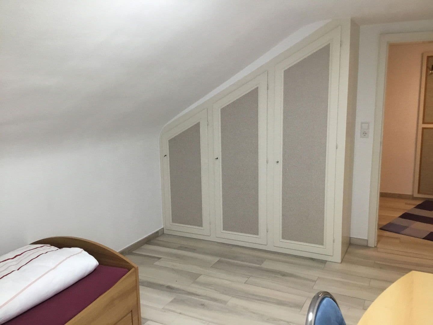 Pronájem bytu 1+1 15 m², Schrambergerstr.40, Schramberg, Bádensko-Württembersko Pronájem bytu 1+1 15 m², Schrambergerstr.40, Schramberg, Bádensko-Württembersko