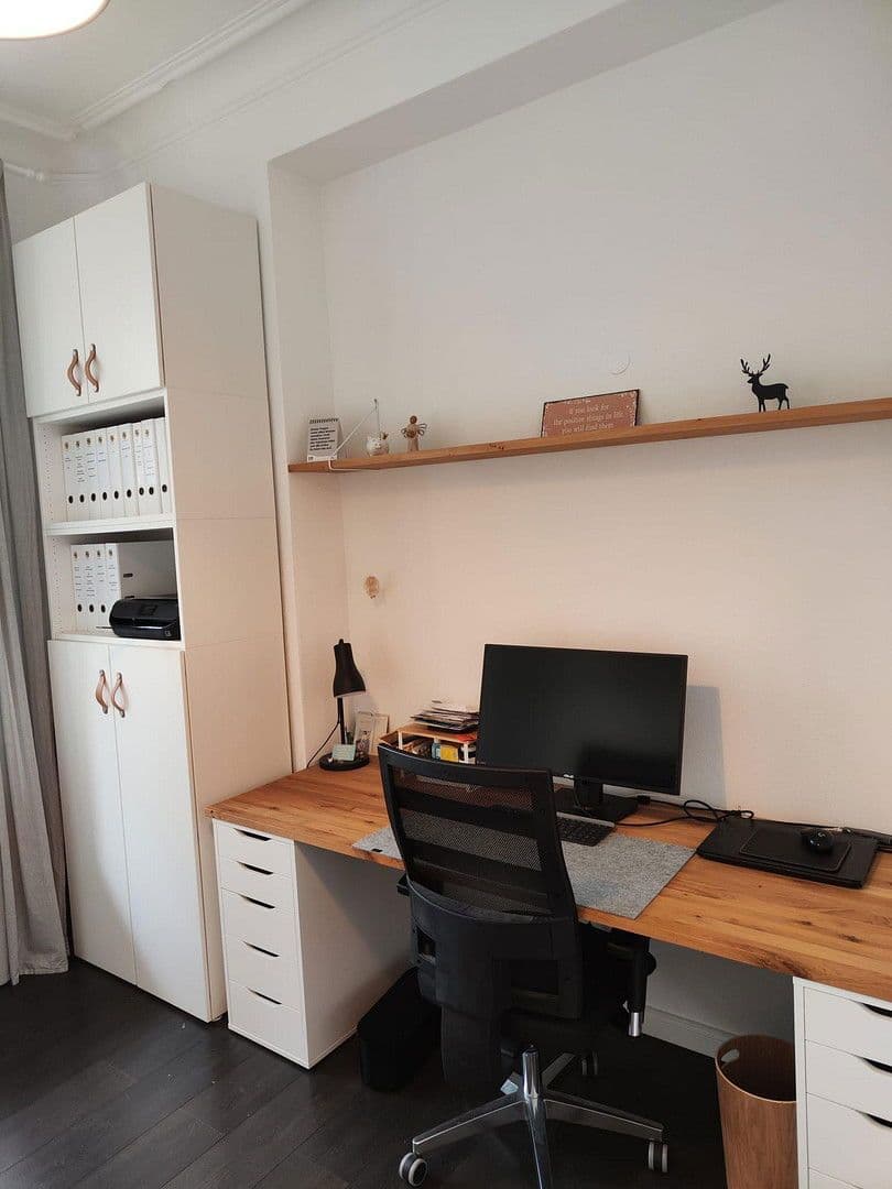 Prodej bytu 4+1 105 m², Stuttgart, Bádensko-Württembersko Prodej bytu 4+1 105 m², Stuttgart, Bádensko-Württembersko