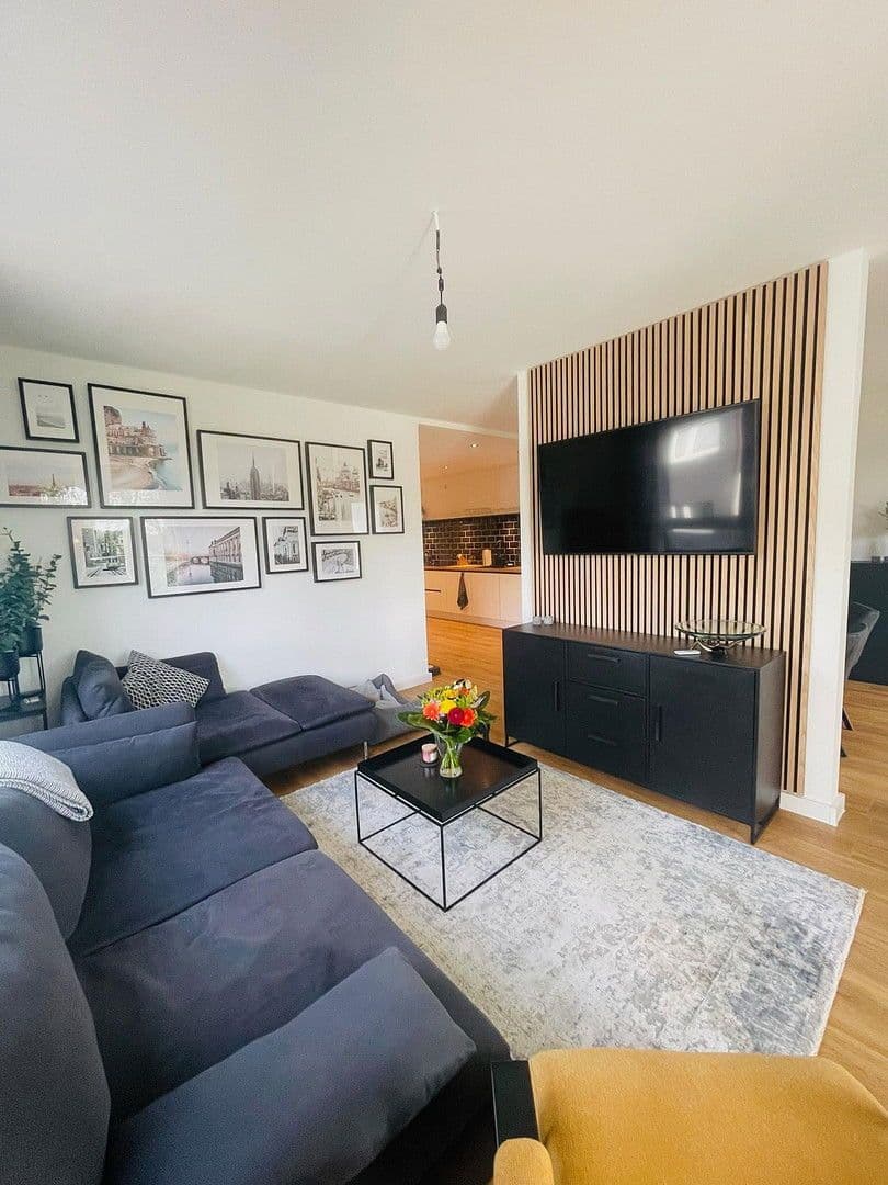 Pronájem bytu 4+1 113 m², Landwehrstraße 34, Solingen, Severní Porýní-Vestfálsko Pronájem bytu 4+1 113 m², Landwehrstraße 34, Solingen, Severní Porýní-Vestfálsko