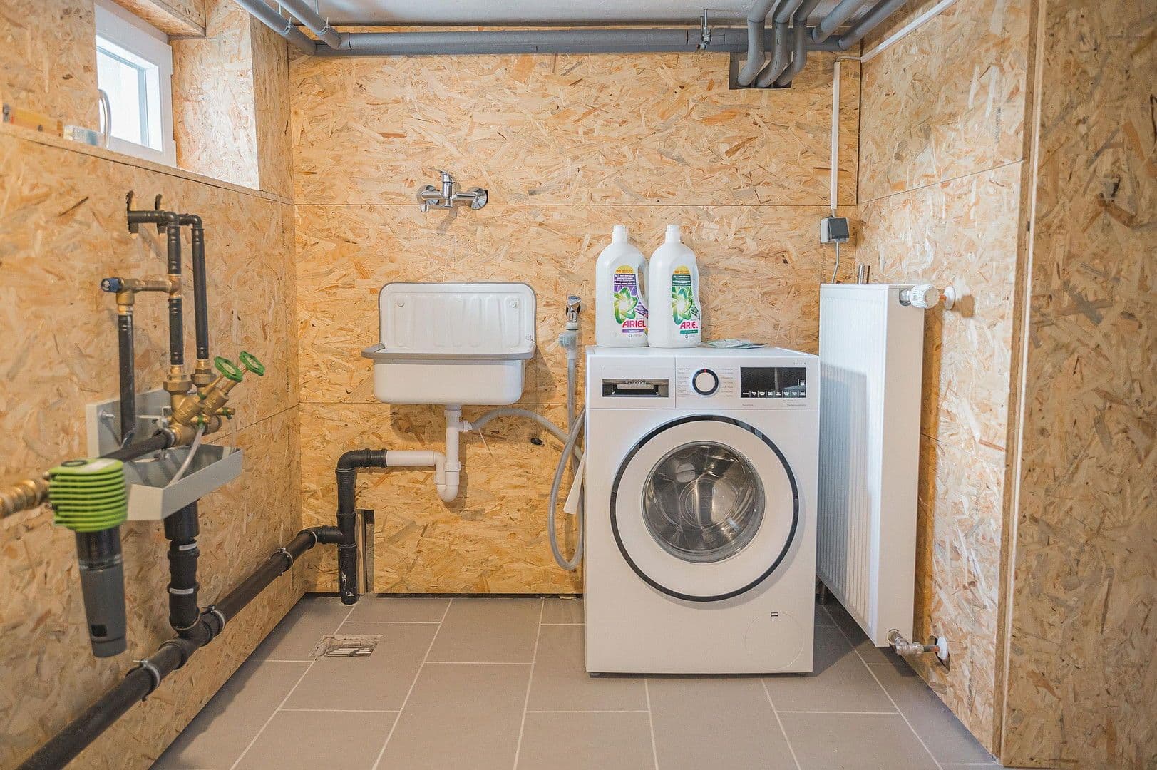 Pronájem domu 130 m², pozemek 300 m², Römerstraße 30, Filderstadt, Bádensko-Württembersko Pronájem domu 130 m², pozemek 300 m², Römerstraße 30, Filderstadt, Bádensko-Württembersko