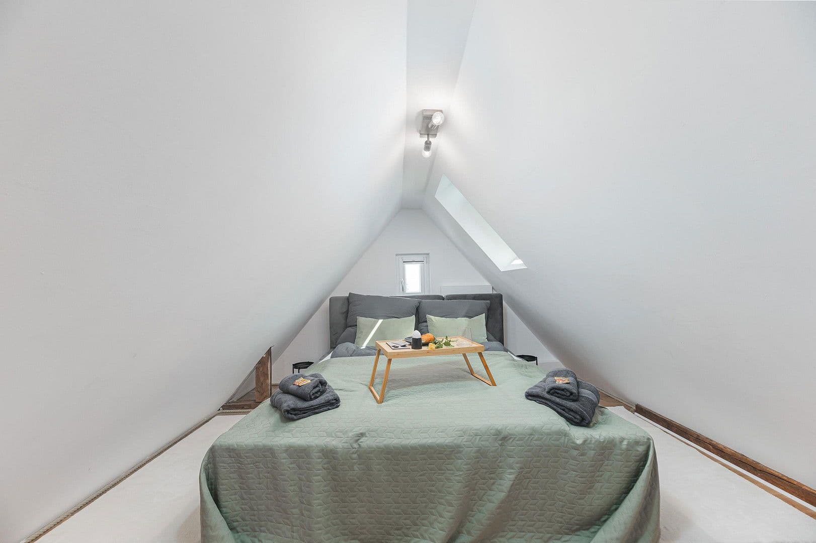 Pronájem domu 130 m², pozemek 300 m², Römerstraße 30, Filderstadt, Bádensko-Württembersko Pronájem domu 130 m², pozemek 300 m², Römerstraße 30, Filderstadt, Bádensko-Württembersko