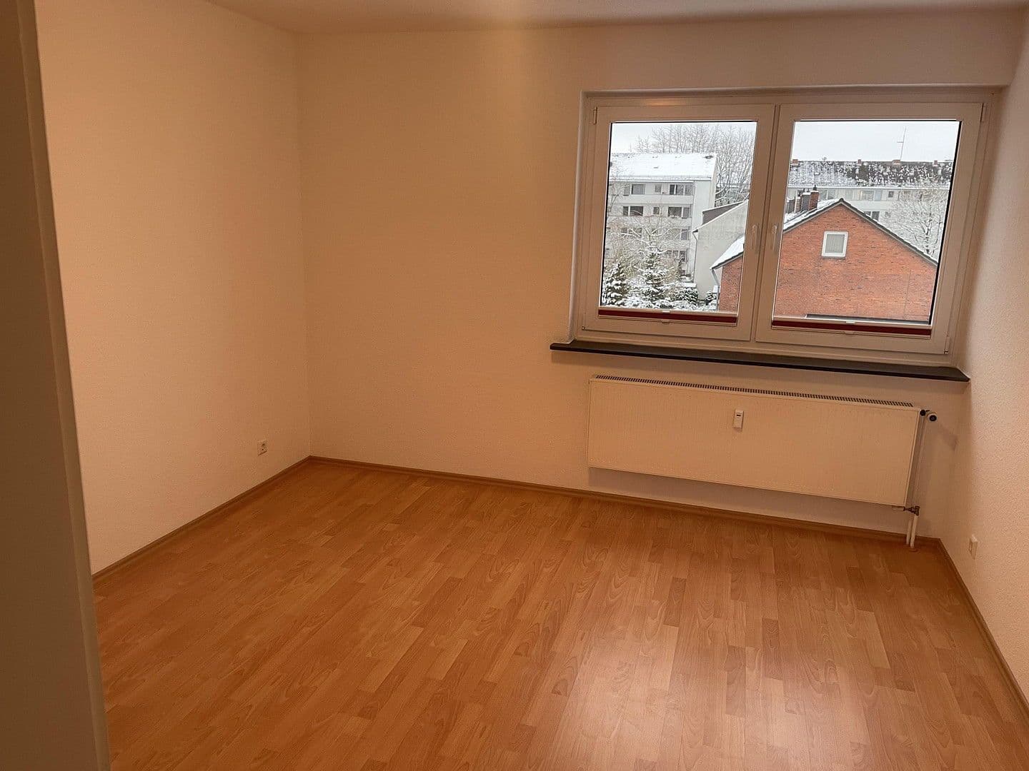 Pronájem bytu 3+1 70 m², Buxtehude, Dolní Sasko Pronájem bytu 3+1 70 m², Buxtehude, Dolní Sasko