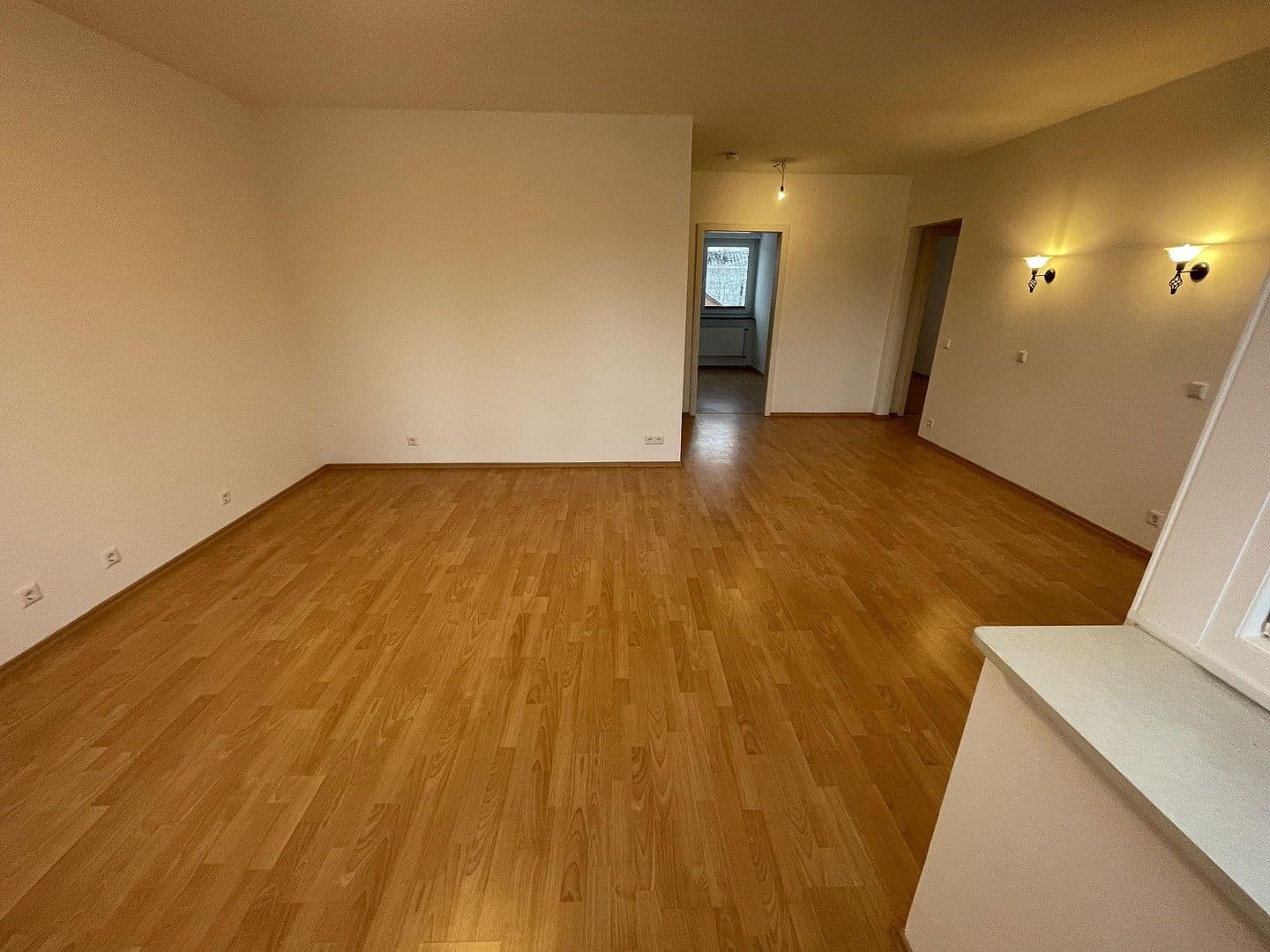 Pronájem bytu 3+1 70 m², Buxtehude, Dolní Sasko Pronájem bytu 3+1 70 m², Buxtehude, Dolní Sasko