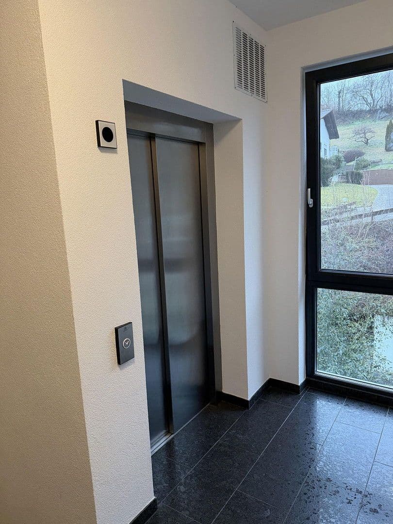 Prodej bytu 4+1 141 m², Wiesloch, Bádensko-Württembersko Prodej bytu 4+1 141 m², Wiesloch, Bádensko-Württembersko