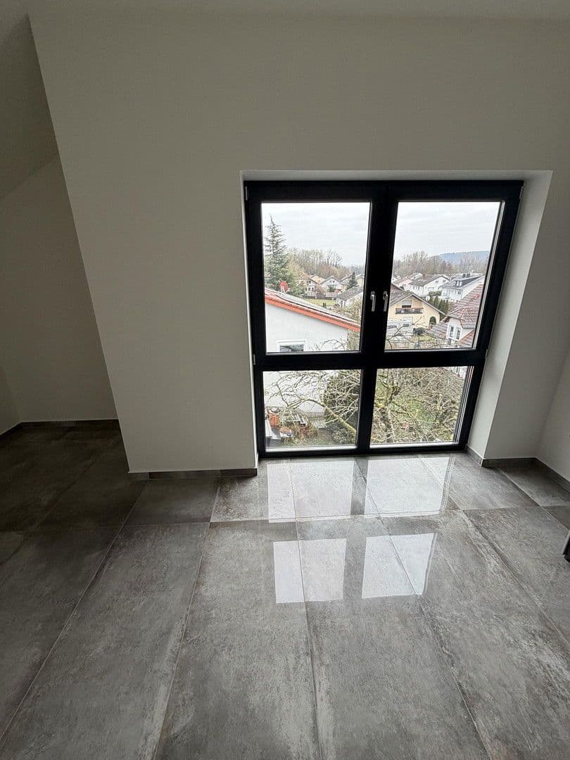 Prodej bytu 4+1 141 m², Wiesloch, Bádensko-Württembersko Prodej bytu 4+1 141 m², Wiesloch, Bádensko-Württembersko