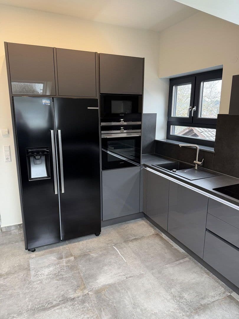 Prodej bytu 4+1 141 m², Wiesloch, Bádensko-Württembersko Prodej bytu 4+1 141 m², Wiesloch, Bádensko-Württembersko