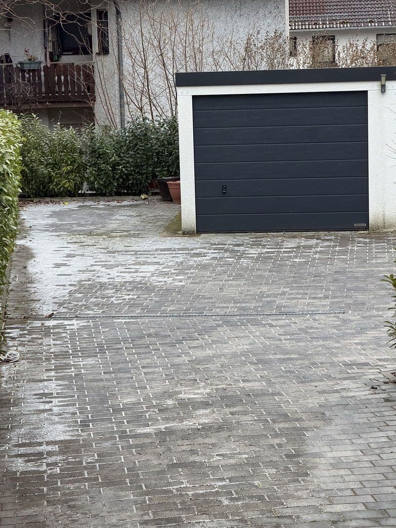 Prodej bytu 4+1 141 m², Wiesloch, Bádensko-Württembersko Prodej bytu 4+1 141 m², Wiesloch, Bádensko-Württembersko