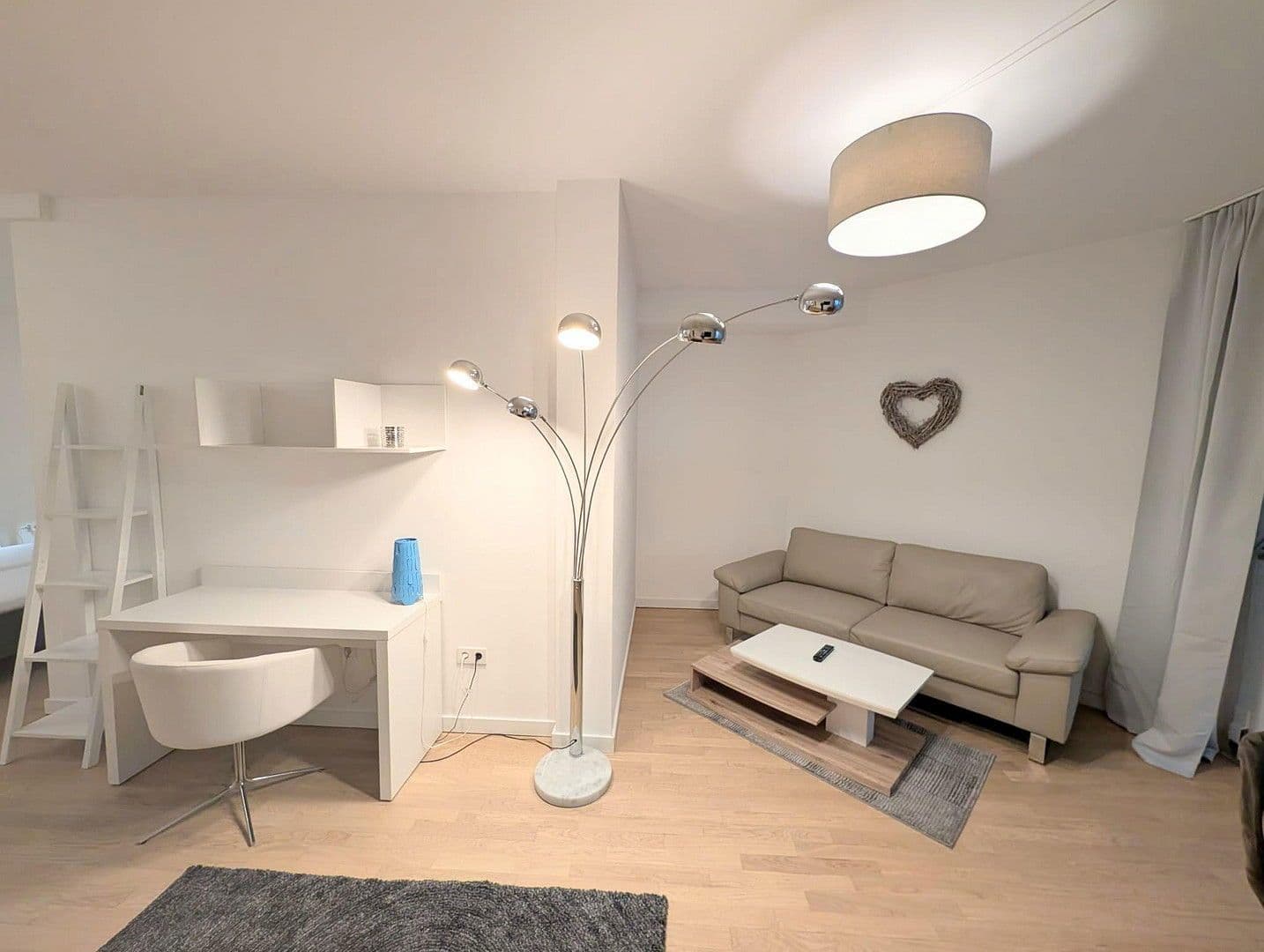 Pronájem bytu 1+kk 71 m², München, Bavorsko Pronájem bytu 1+kk 71 m², München, Bavorsko