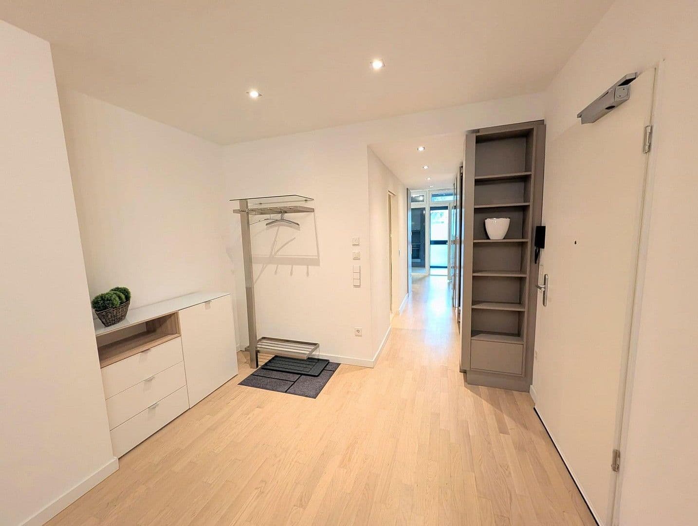 Pronájem bytu 1+kk 71 m², München, Bavorsko Pronájem bytu 1+kk 71 m², München, Bavorsko