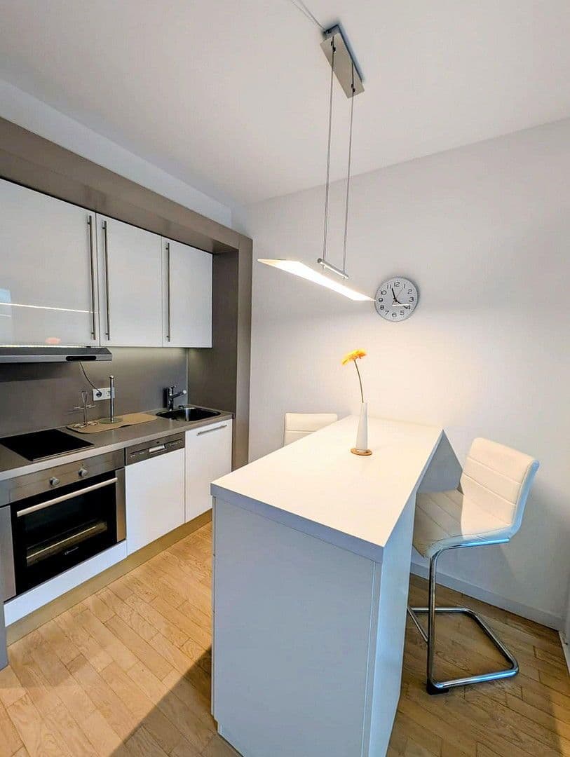 Pronájem bytu 1+kk 71 m², München, Bavorsko Pronájem bytu 1+kk 71 m², München, Bavorsko