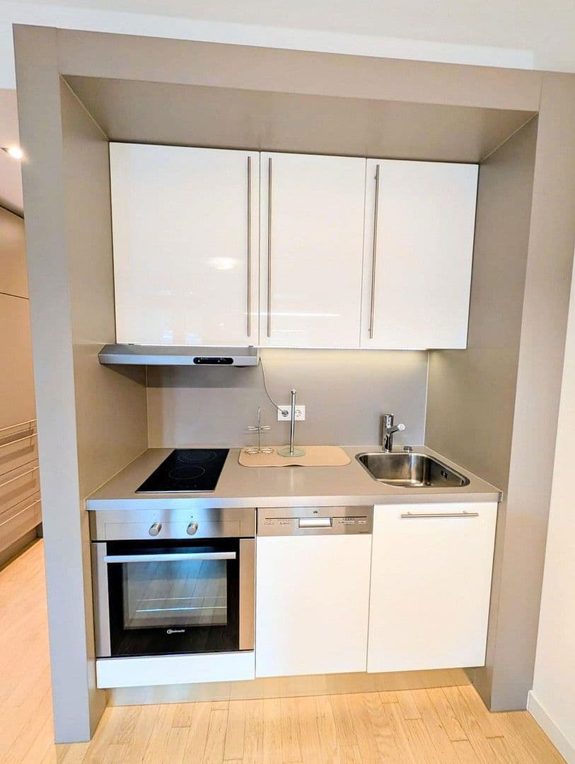 Pronájem bytu 1+kk 71 m², München, Bavorsko Pronájem bytu 1+kk 71 m², München, Bavorsko