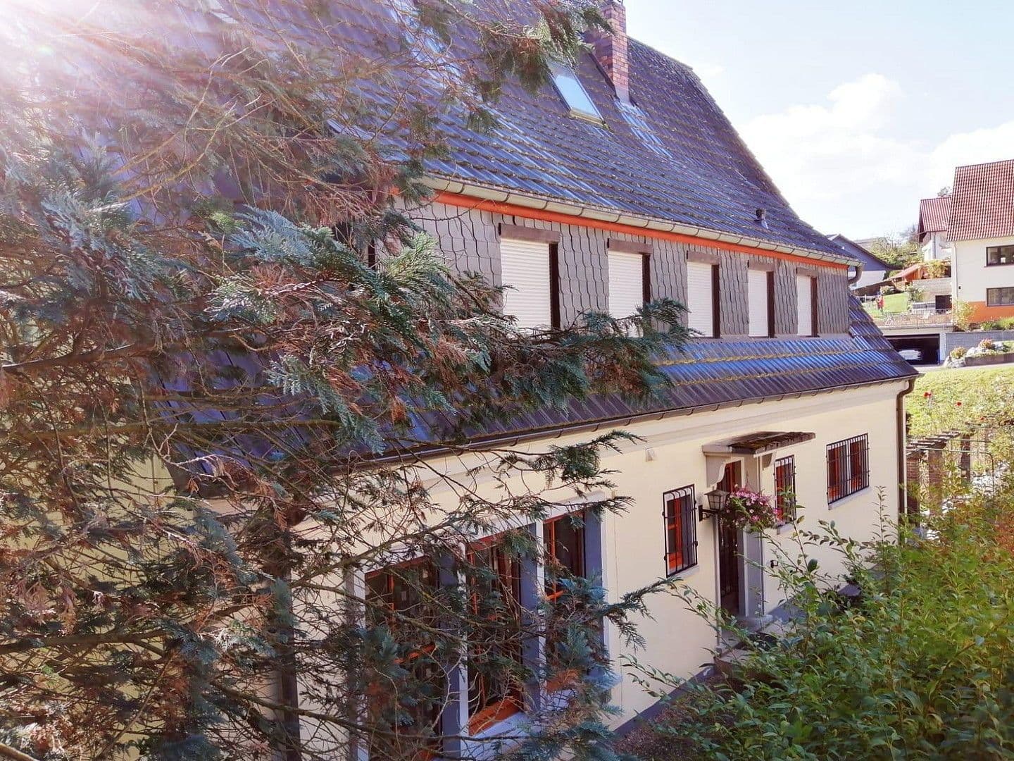 Prodej domu 286 m², pozemek 875 m², Laufach, Bavorsko Prodej domu 286 m², pozemek 875 m², Laufach, Bavorsko