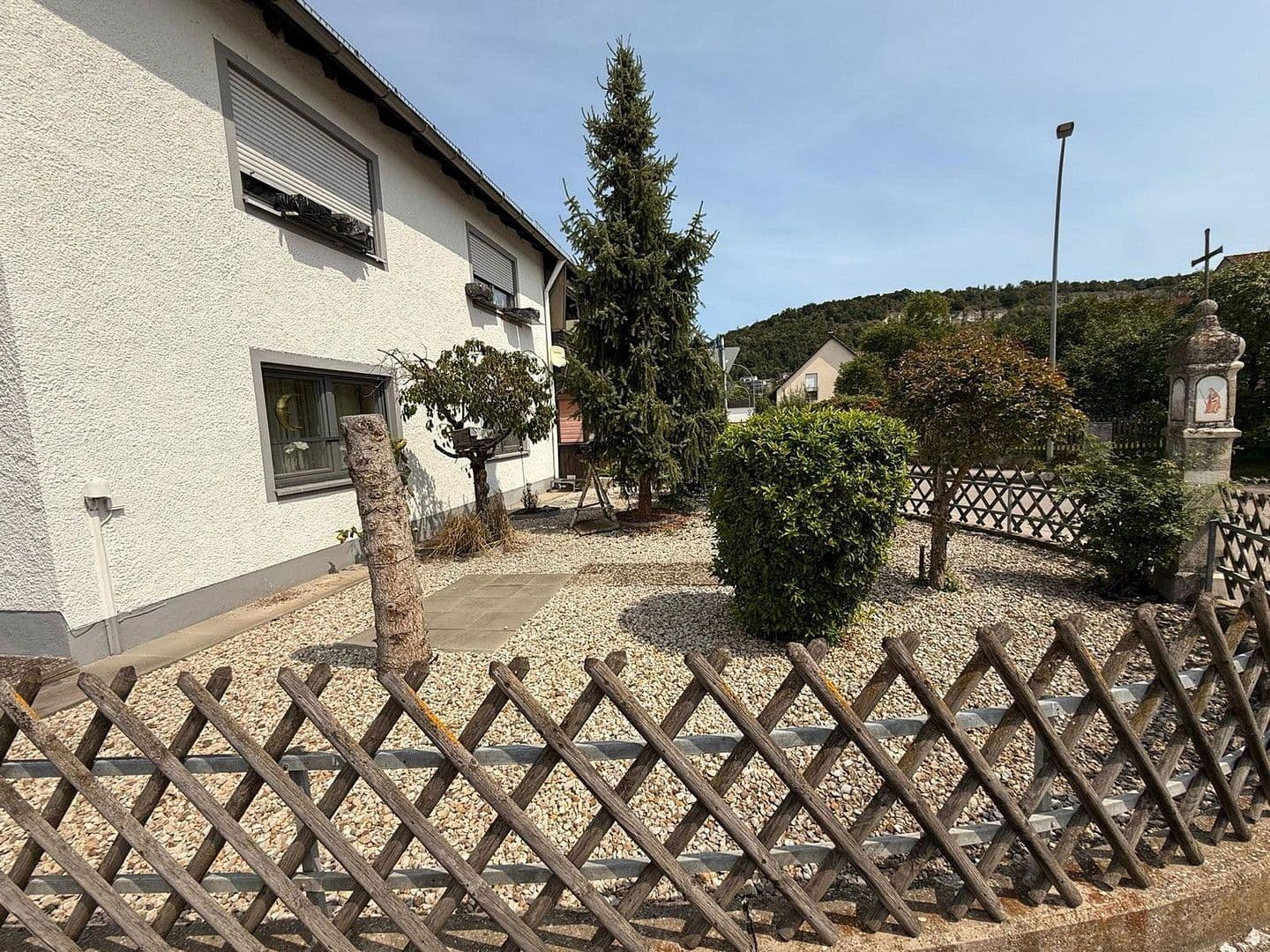 Prodej domu 164 m², pozemek 415 m², Alte Ingolstädter Str. 6, Beilngries, Bavorsko Prodej domu 164 m², pozemek 415 m², Alte Ingolstädter Str. 6, Beilngries, Bavorsko