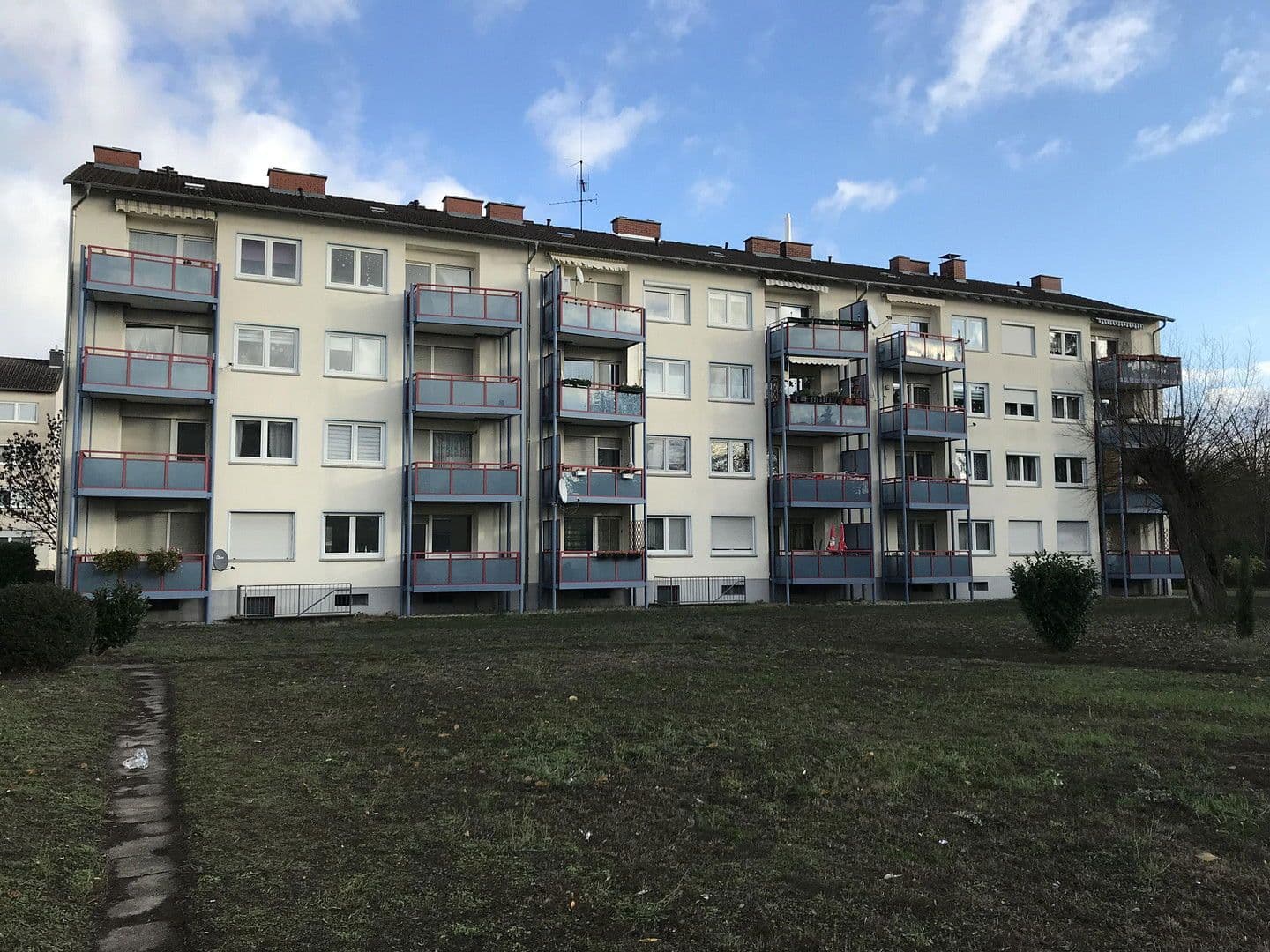 Prodej bytu 3+1 70 m², Magdeburger Straße 14a, Landau, Porýní-Falc Prodej bytu 3+1 70 m², Magdeburger Straße 14a, Landau, Porýní-Falc