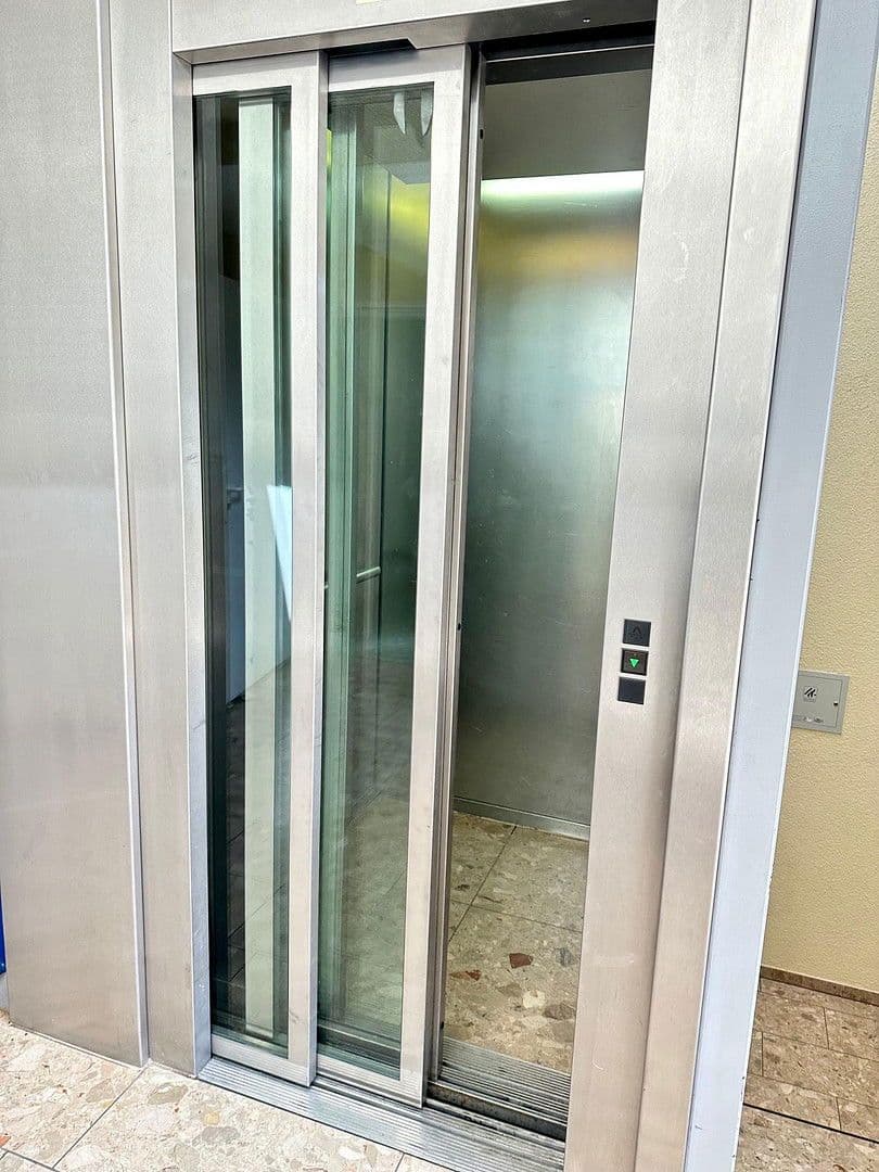 Pronájem bytu 2+1 56 m², Friedrich Staude Strasse. 2, Cvikov, Sasko Pronájem bytu 2+1 56 m², Friedrich Staude Strasse. 2, Cvikov, Sasko