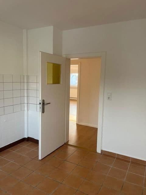 Pronájem bytu 3+1 81 m², Nibourstaße 9, Hameln, Dolní Sasko Pronájem bytu 3+1 81 m², Nibourstaße 9, Hameln, Dolní Sasko