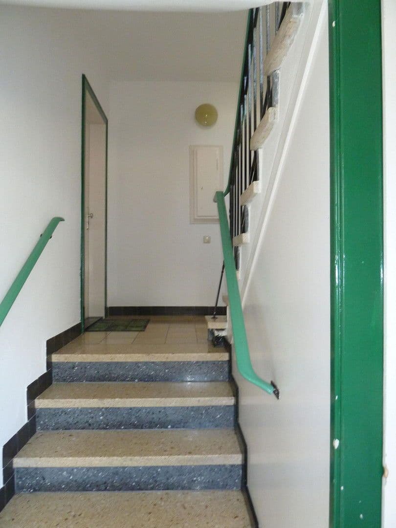 Pronájem bytu 3+1 81 m², Nibourstaße 9, Hameln, Dolní Sasko Pronájem bytu 3+1 81 m², Nibourstaße 9, Hameln, Dolní Sasko