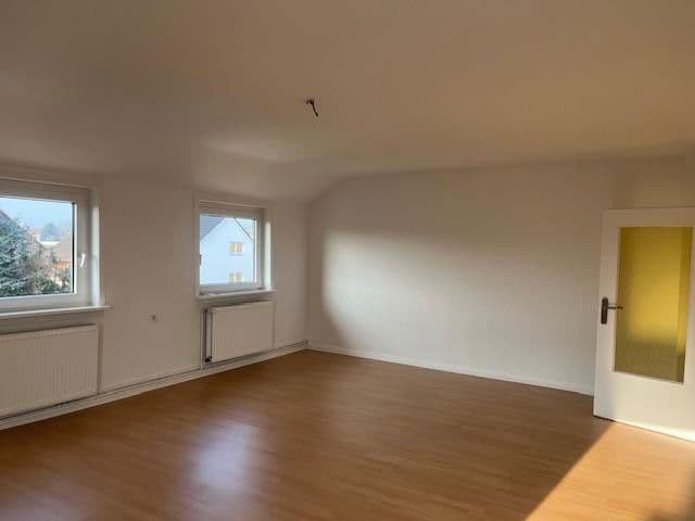 Pronájem bytu 3+1 81 m², Nibourstaße 9, Hameln, Dolní Sasko Pronájem bytu 3+1 81 m², Nibourstaße 9, Hameln, Dolní Sasko