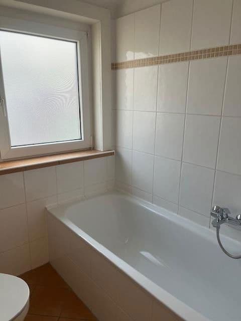 Pronájem bytu 3+1 81 m², Nibourstaße 9, Hameln, Dolní Sasko Pronájem bytu 3+1 81 m², Nibourstaße 9, Hameln, Dolní Sasko